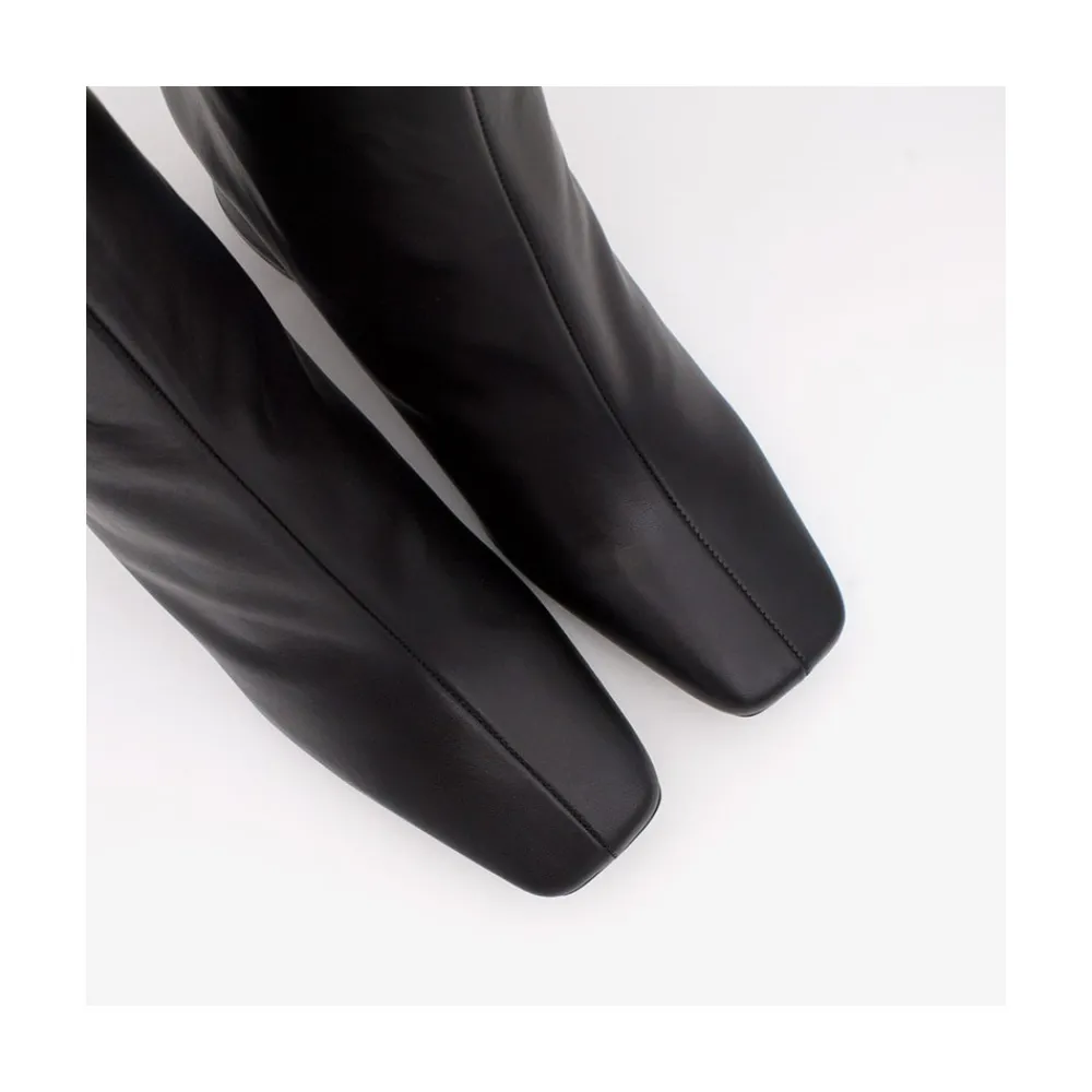 ANGEL ALARCON Aland - Women S Square Toe Leather Booties, Wide Heel And Zip<Vrouwen Boots And Booties