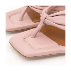 ANGEL ALARCON Aretha - Toe Sandal With Low Heel<Vrouwen Sandals