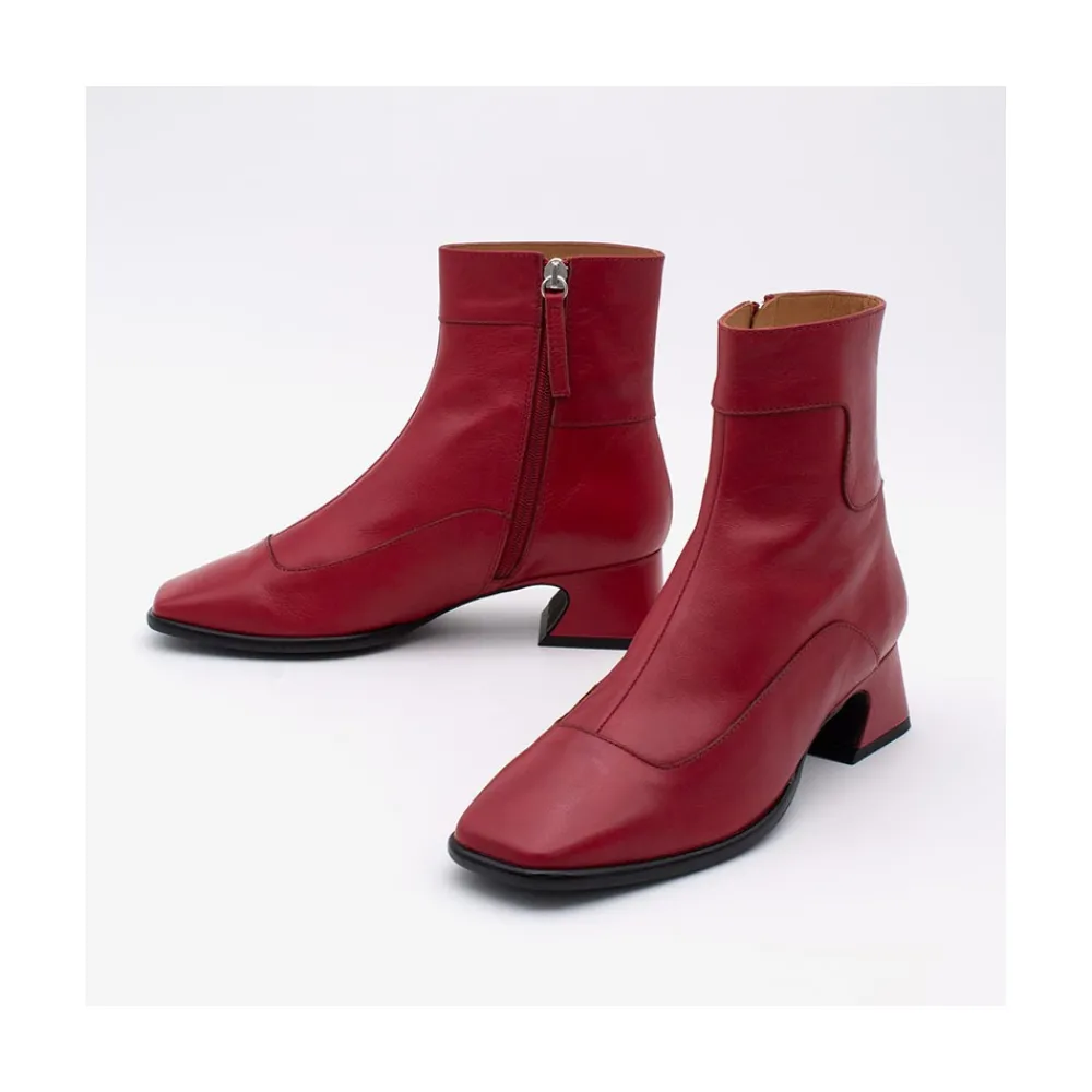 ANGEL ALARCON Enara - Woman Leather Ankle Boots With A Low And Comfortable Heel<Vrouwen Boots And Booties