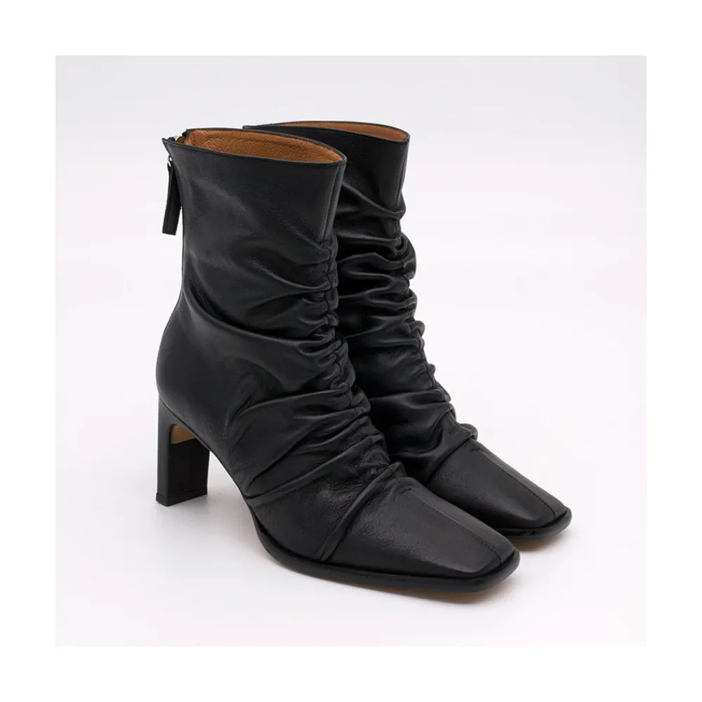 ANGEL ALARCON Janet - Wrinkled Leather Heeled Ankle Boots<Vrouwen Last Units