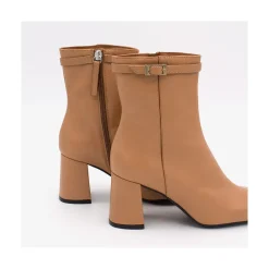 ANGEL ALARCON Jantar - Heeled Shiny Leather Booties With Square Toe & Zipper<Vrouwen Boots And Booties