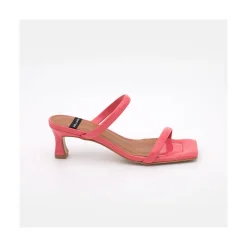 ANGEL ALARCON Jeanette - Shiny Texturized Padded Leather Sandal<Vrouwen Last Units