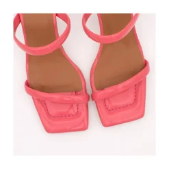 ANGEL ALARCON Jeanette - Shiny Texturized Padded Leather Sandal<Vrouwen Last Units
