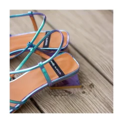 ANGEL ALARCON Mazzy - Iridescence Strappy Sandal With Triangular Heel Design.<Vrouwen Sandals